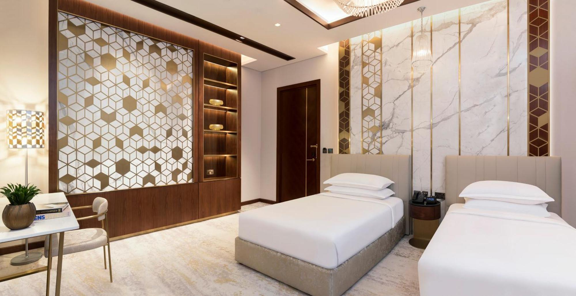 Velero Hotel Doha Lusail Kültér fotó A guest room at the hotel