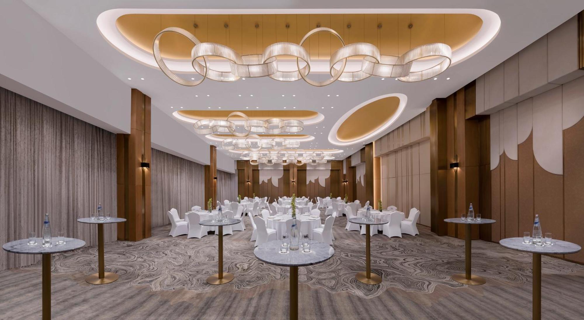 Velero Hotel Doha Lusail Kültér fotó The ballroom